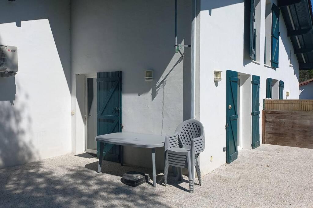 Appartement 70 M2 - Terrasse Et Jardin Privatifs Mouguerre Luaran gambar